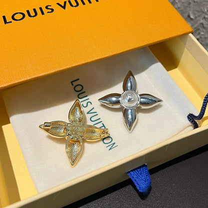Brooch-D200