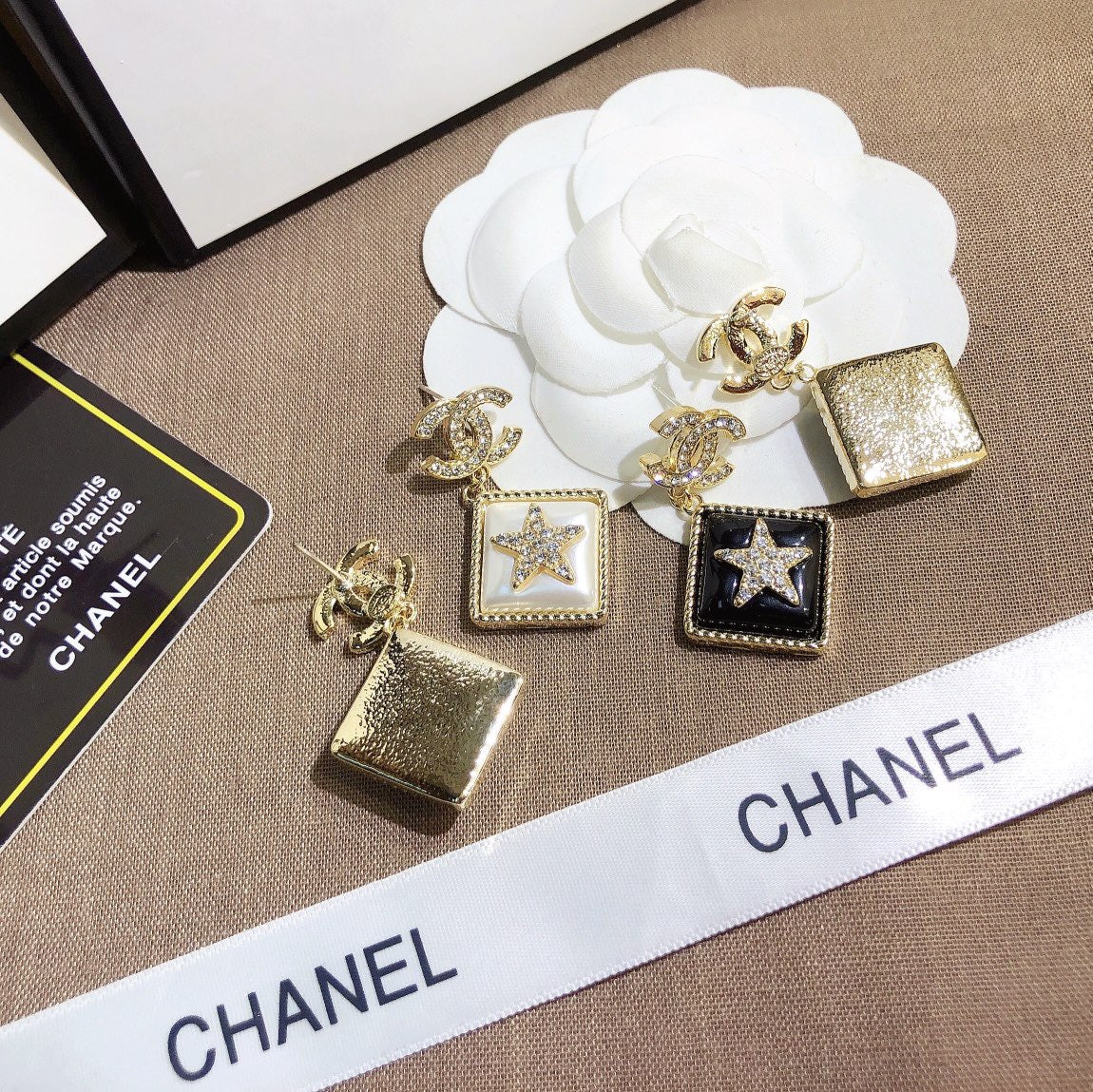 Earrings-A657