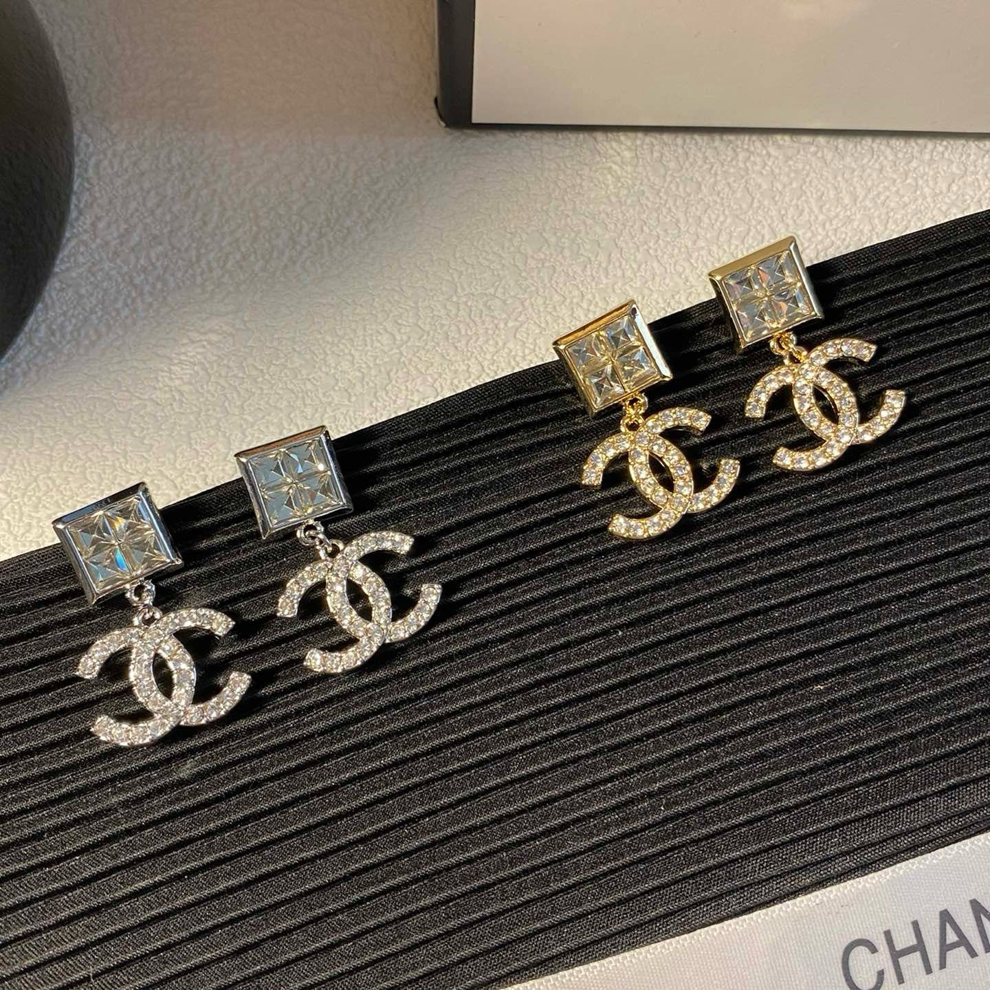 Earrings-A925