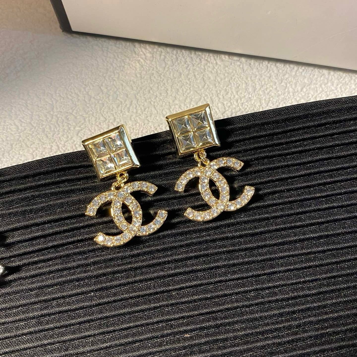 Earrings-A925
