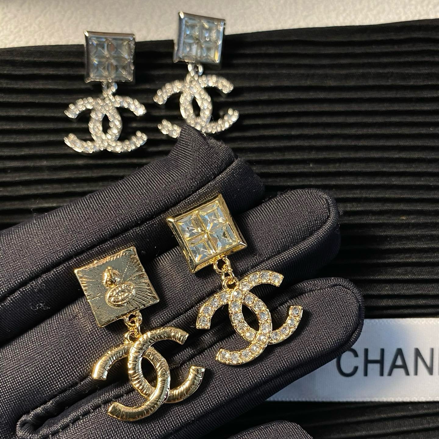 Earrings-A925
