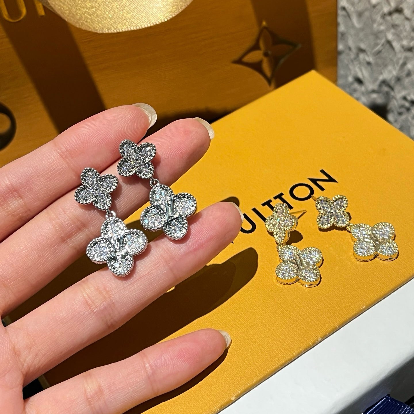 Earrings-A1208