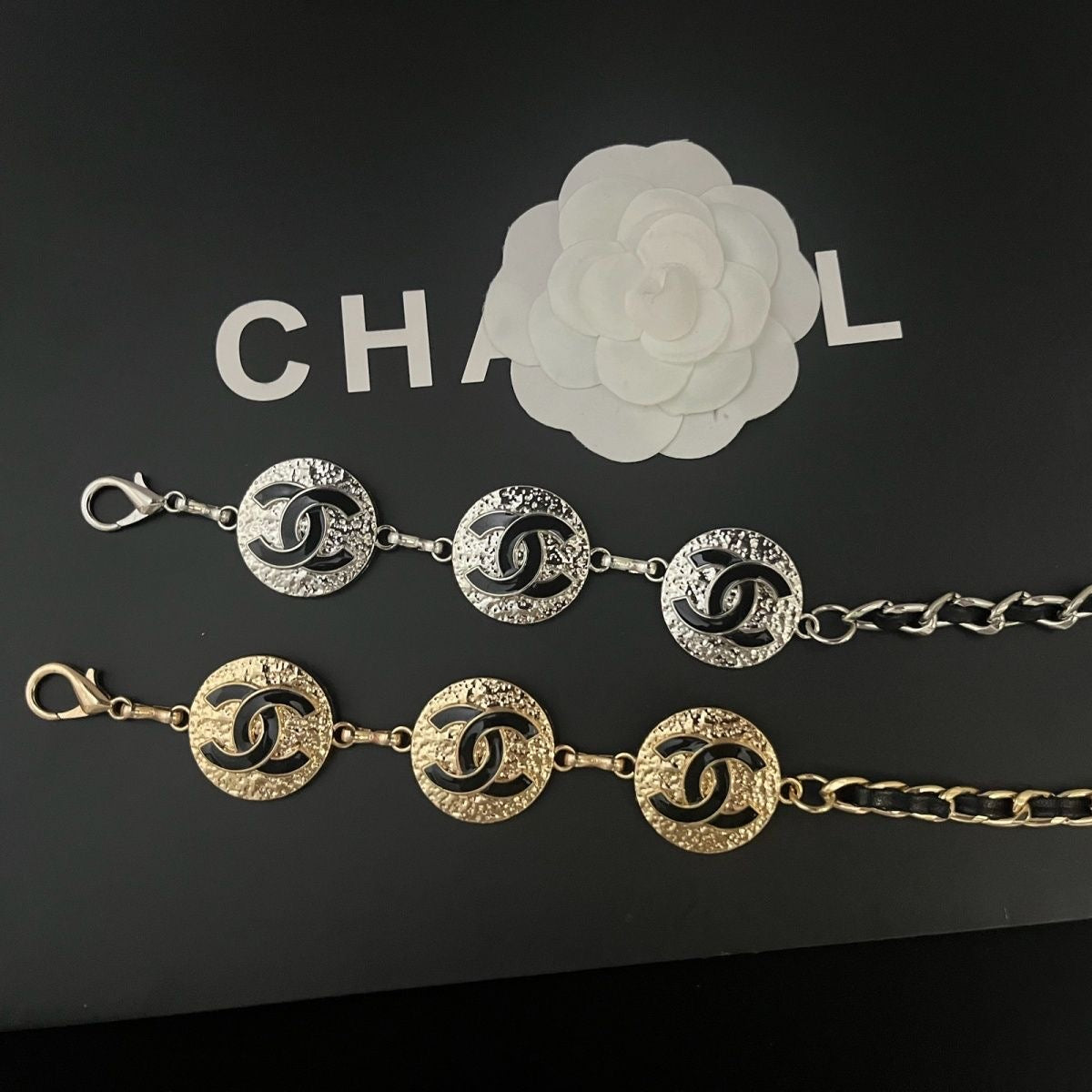 Triple Medallion Chain Waist Belt | Silver & Black